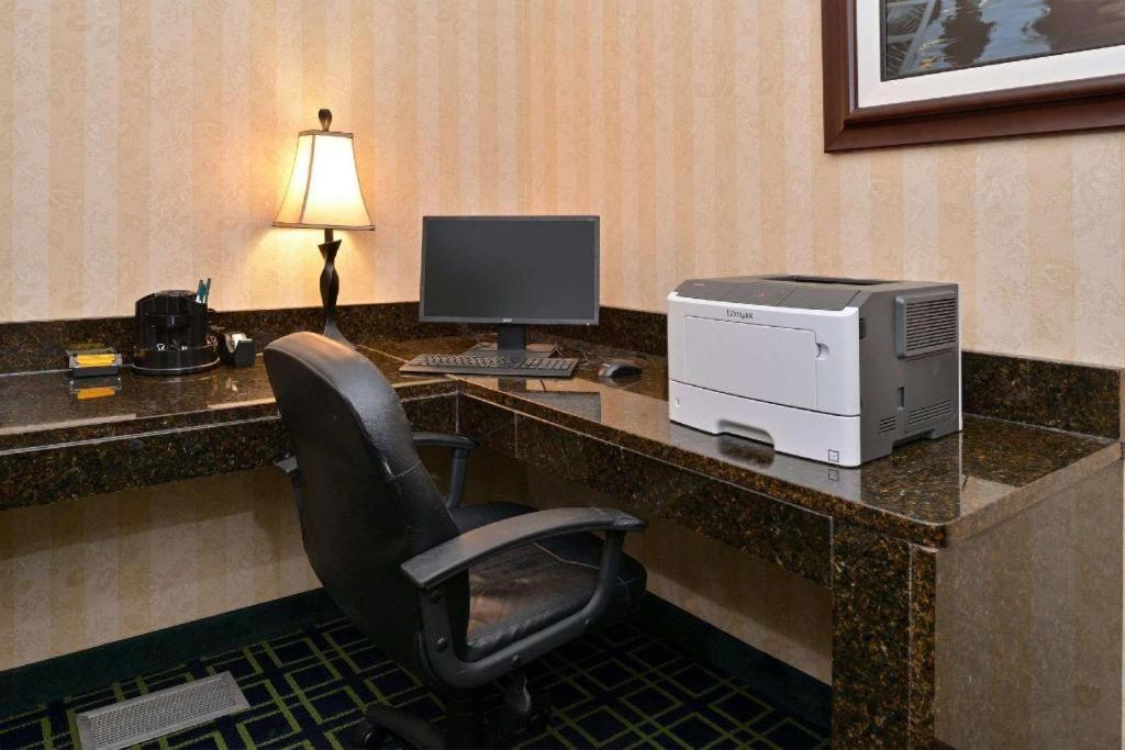 Quality Inn & Suites Jefferson City Luaran gambar
