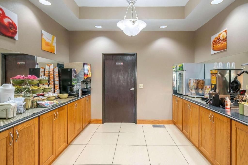 Quality Inn & Suites Jefferson City Luaran gambar