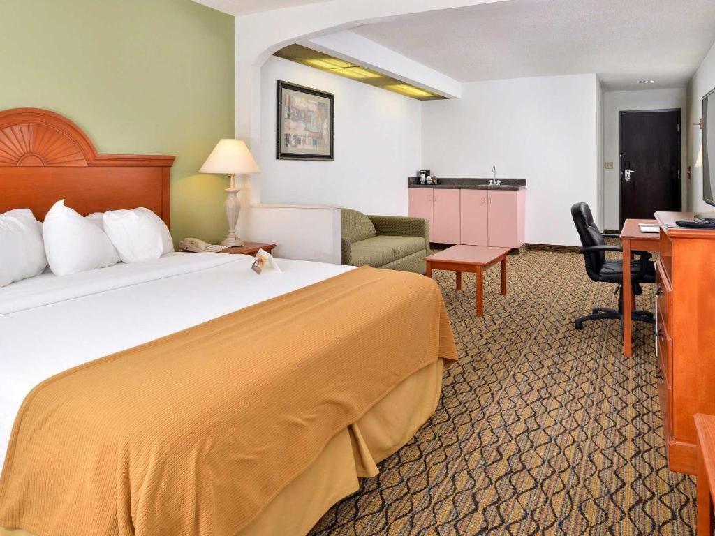 Quality Inn & Suites Jefferson City Luaran gambar