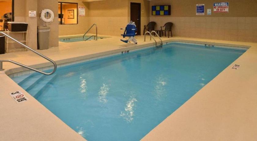 Quality Inn & Suites Jefferson City Luaran gambar
