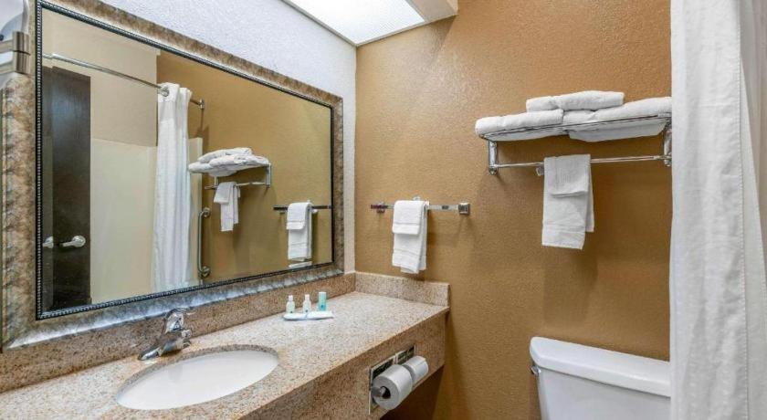 Quality Inn & Suites Jefferson City Luaran gambar